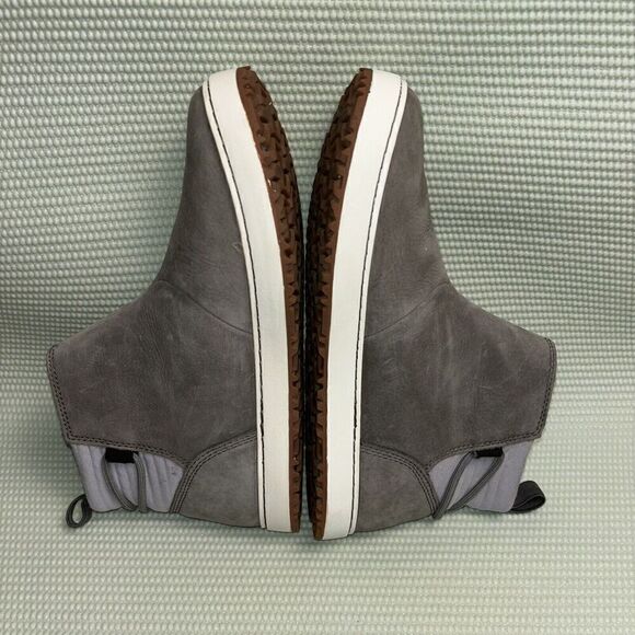 L.L. Bean Mountainside Toggle Boots Nubuck Leather Pull On Women’s Size 7 Gray - Picture 5 of 9